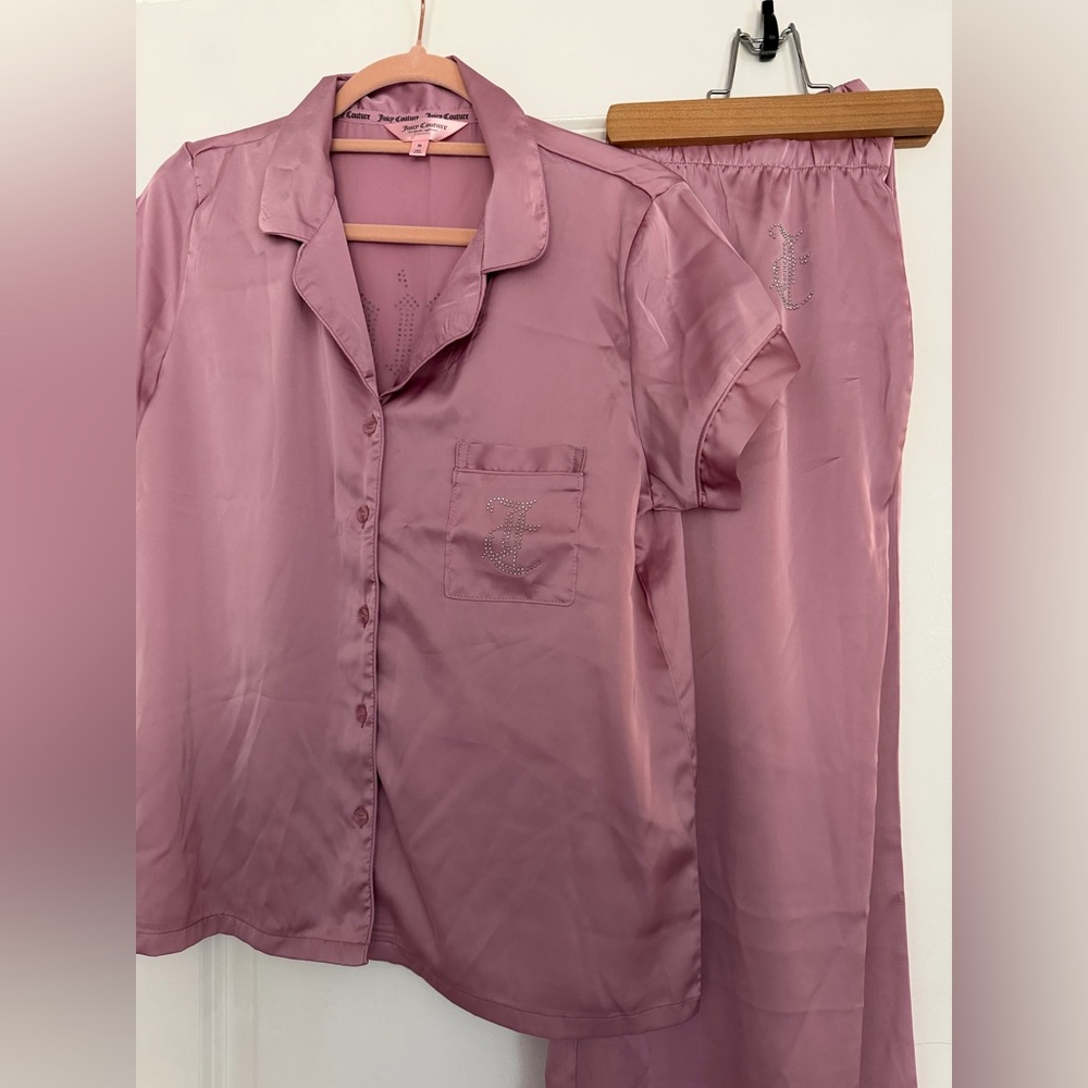 Juicy Couture Satin Pajama Set Womens Medium Pink Rhinestone Stretch Bling